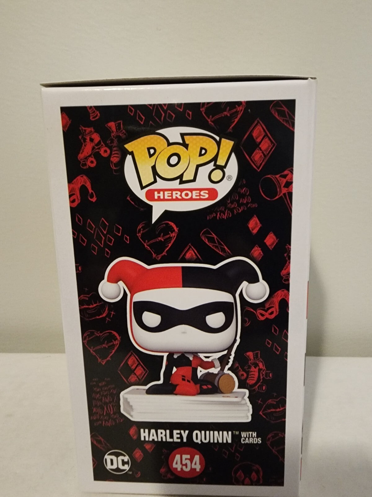 FUNKO POP HEROES HARLEY QUINN WITH CARDS 454 EXCLUSIVE GAMESTOP 30th Anniversary