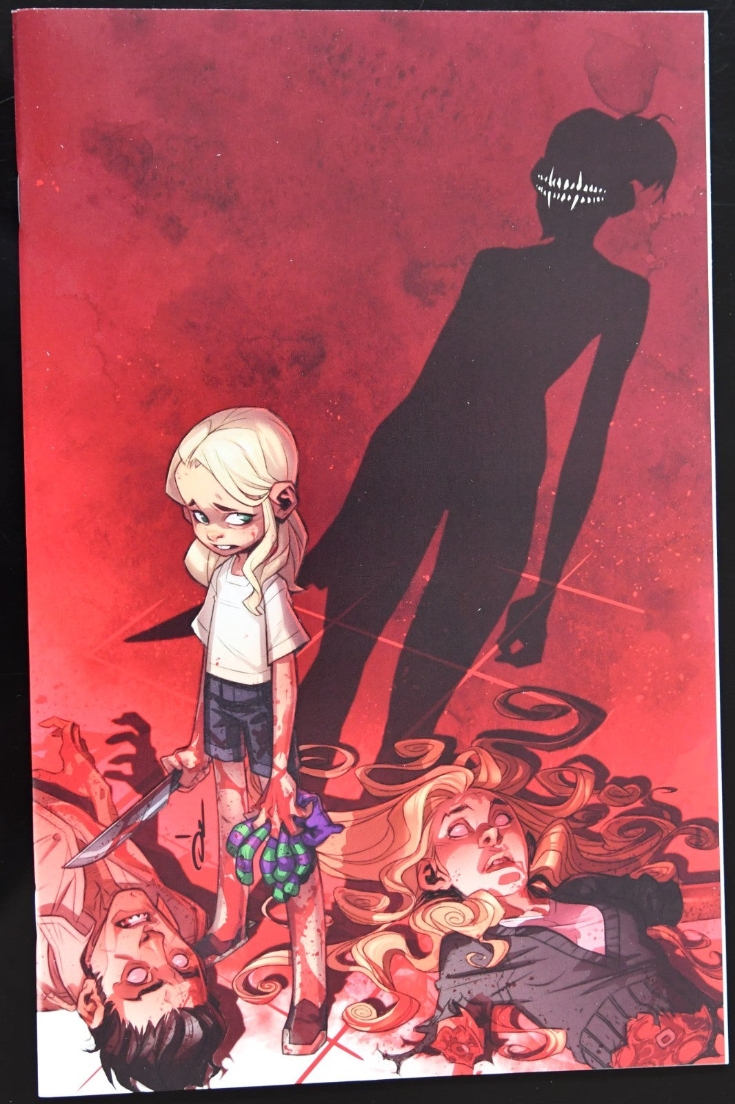 Something Is Killing the Children #17 Ozgur Yildirim Glow-In-The-Dark Cover...