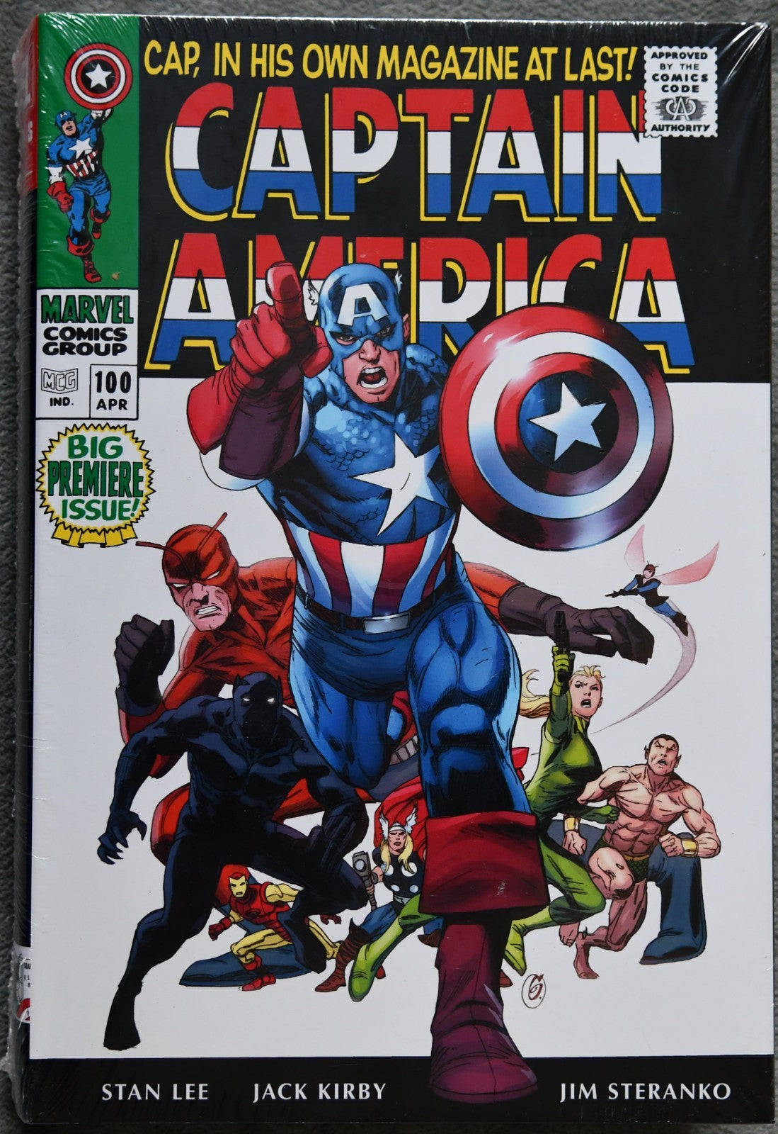 Captain America - Volume 1 Omnibus Hardcover Lee, Kirby, Steranko