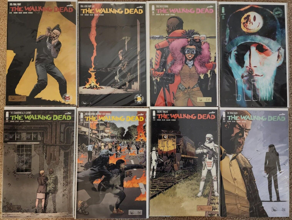 40 WALKING DEAD COMIC LOT INCLUDES MCFARLANE TOYS PINBACKS 2003-2019