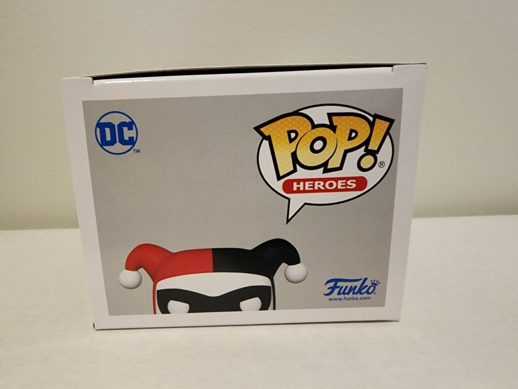 FUNKO POP HEROES HARLEY QUINN WITH CARDS 454 EXCLUSIVE GAMESTOP 30th Anniversary