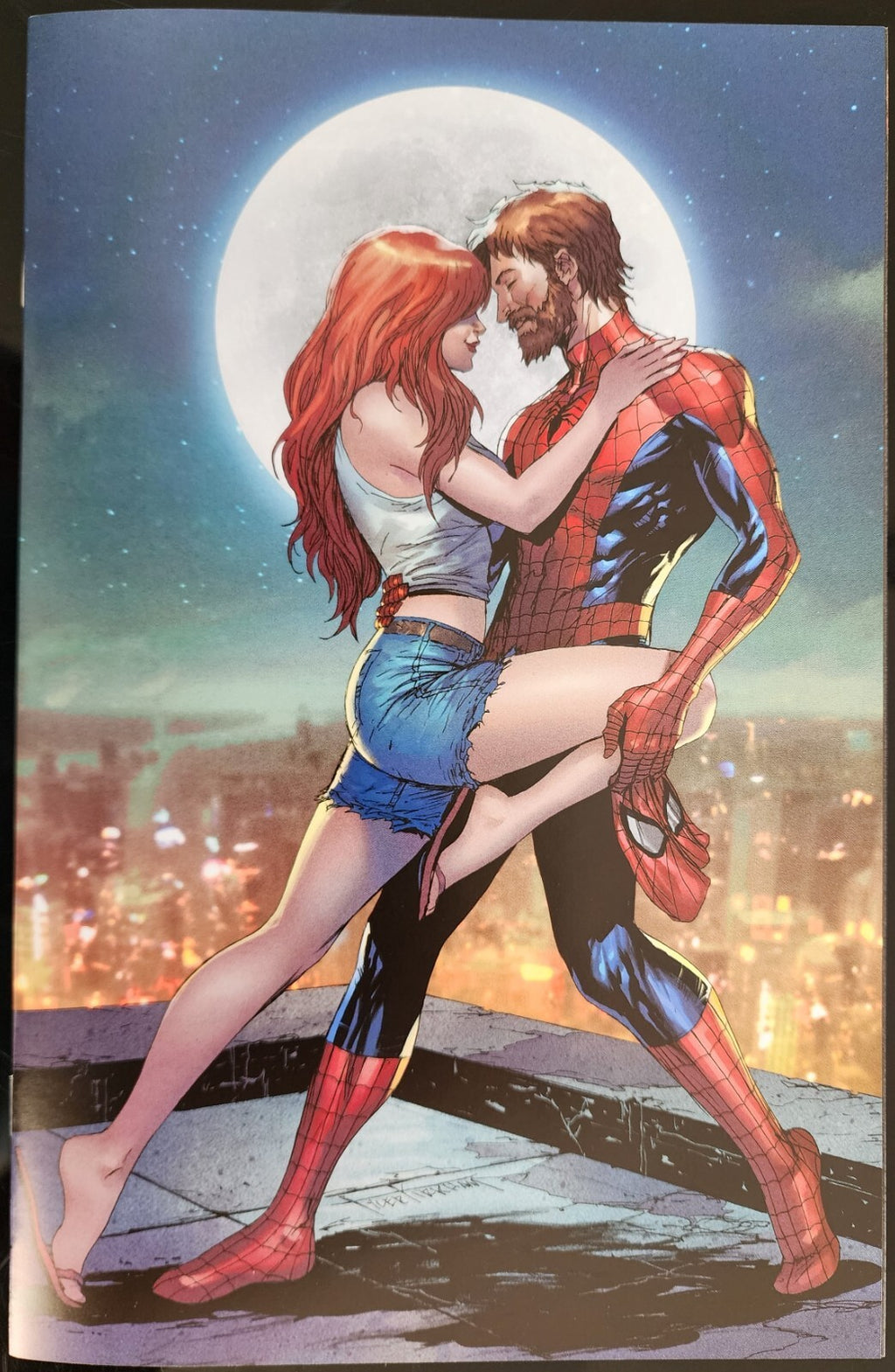 ULTIMATE SPIDER-MAN #4 UNKNOWN COMICS TYLER KIRKHAM EXCLUSIVE VIRGIN VARIANT